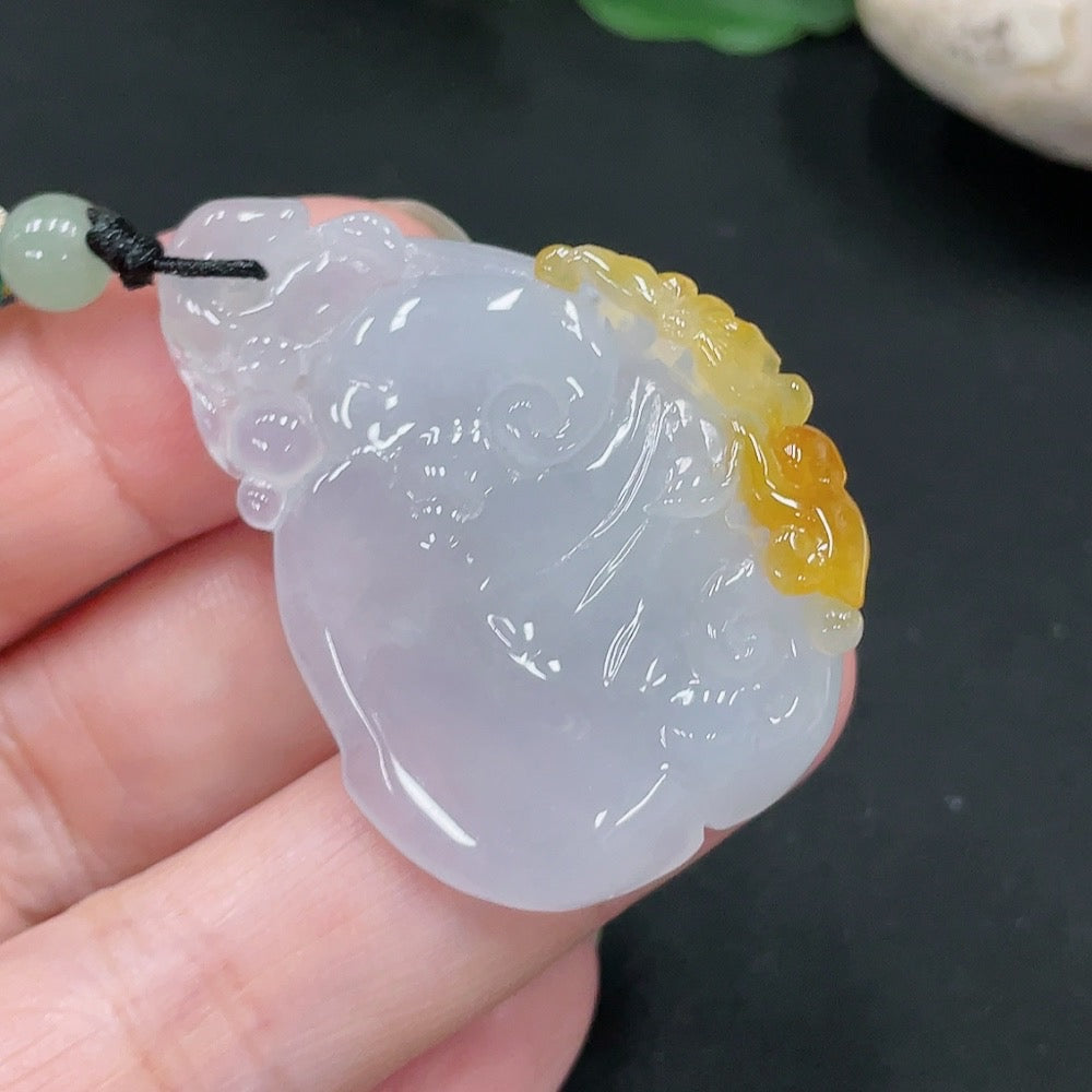 Jadeite Ruyi pendant with matching beads, weighing approximately 16.3g, featuring a natural jadeite color and intricate design.