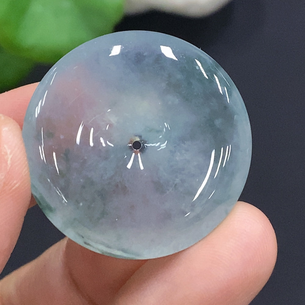 HUILIU HQ jadeite safety pendant weighing approximately 10g, featuring smooth green jade stone with polished finish.