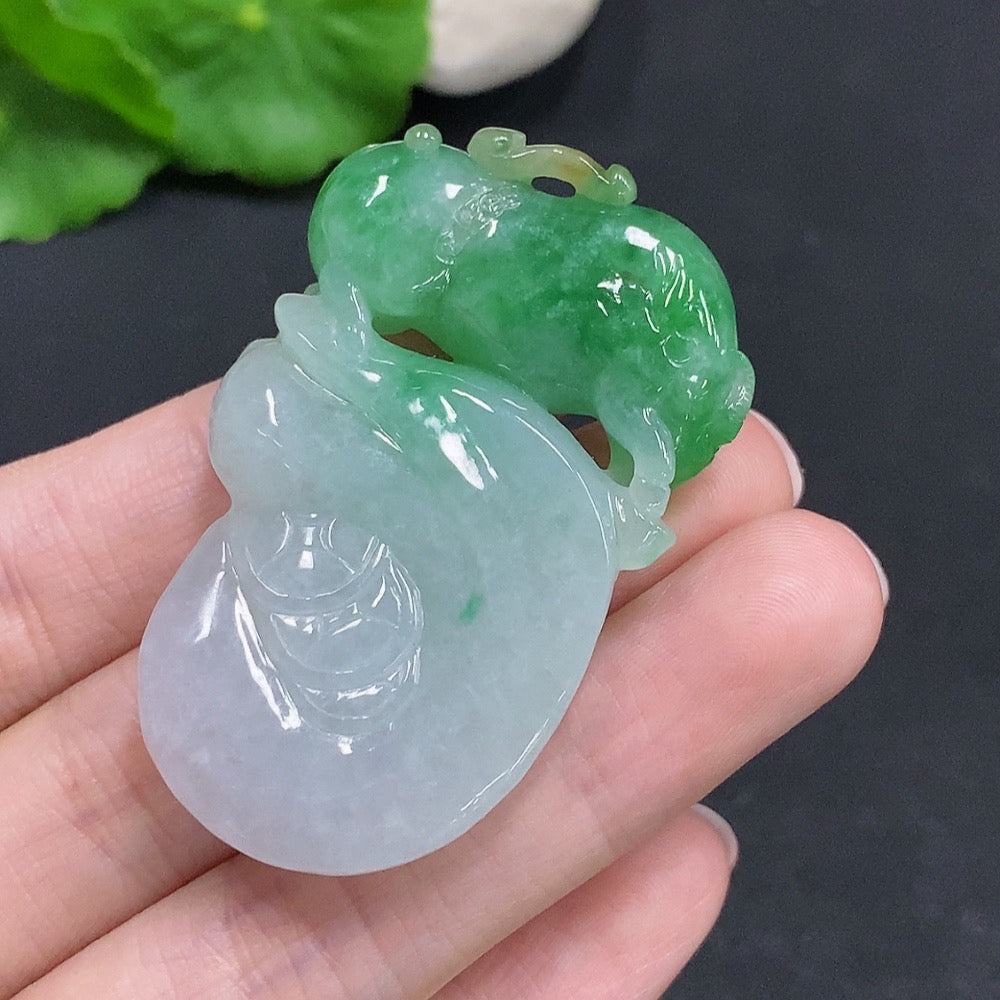 Huiliu Jadeite Turn the Tide Pendant, natural jade jewelry with carved design, Huiliu certified, elegant and unique accessory.
