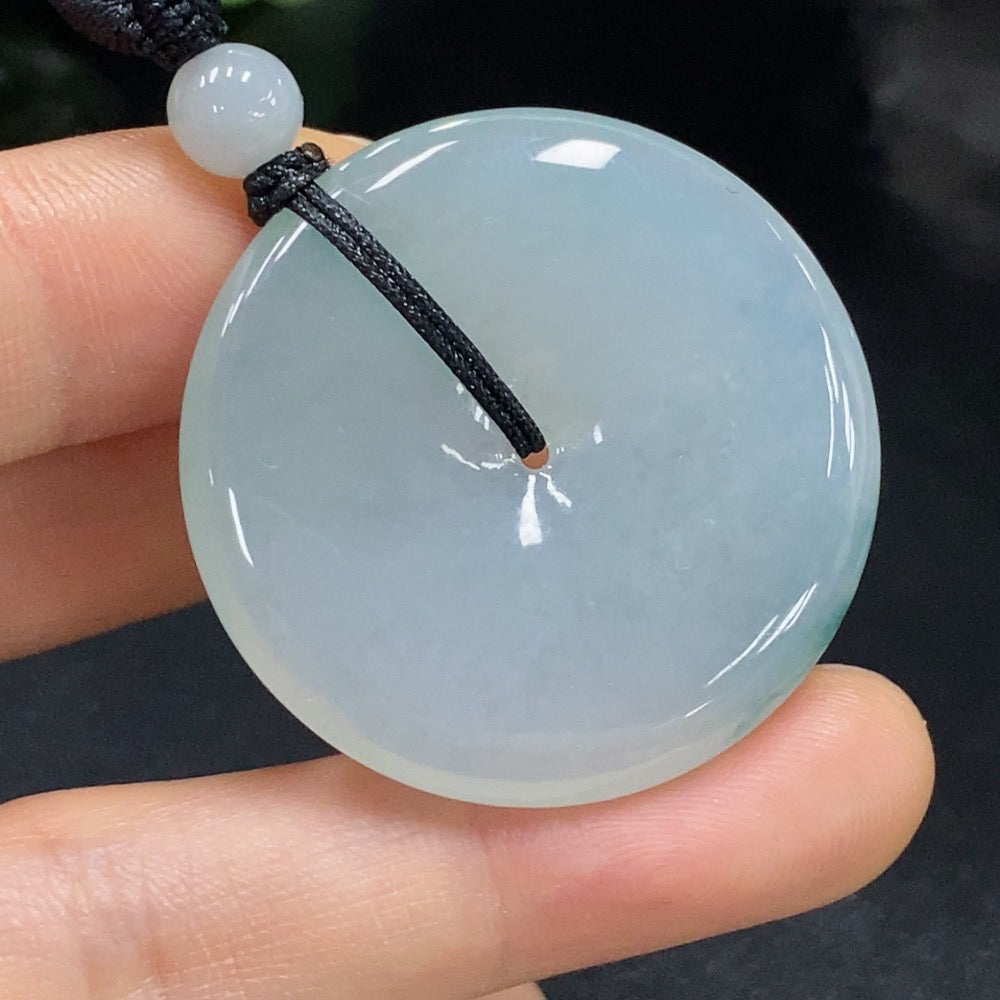 HUILIU HQ JadeitePeace Pendant featuring a smooth jadeite jade pendant with carved peace symbol, natural green color.