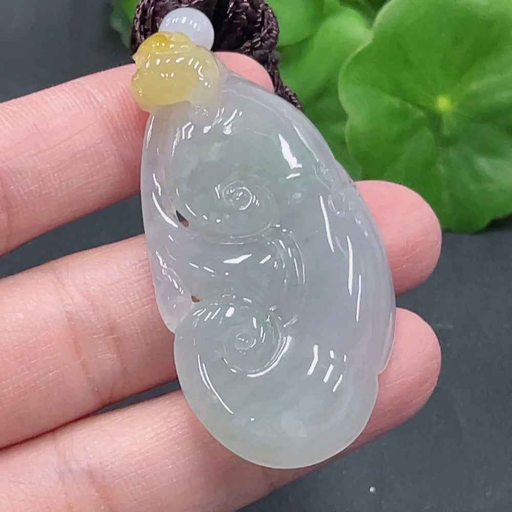 HUILIU HQ jadeite Ruyi pendant, natural green jade with intricate carved design, weighs approximately 23.8g.