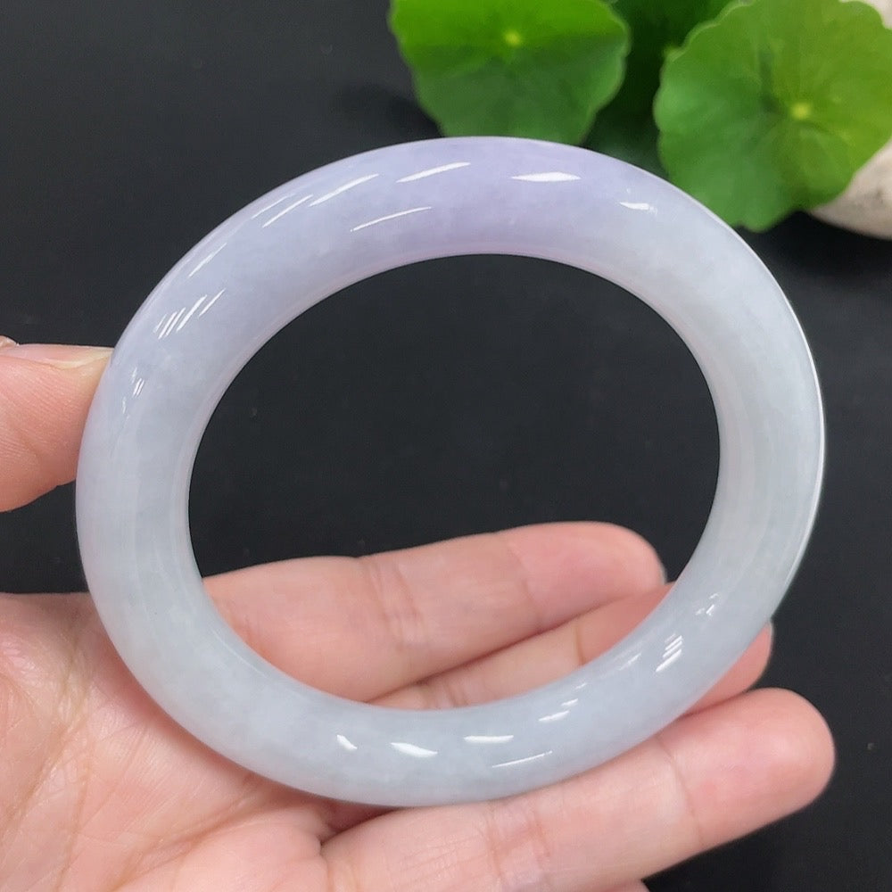 Natural Grade A jadeite round bangle by HUILIU HQ, size 55.7mm, weighs approx. 62.8g, Huiliu certified jade jewelry