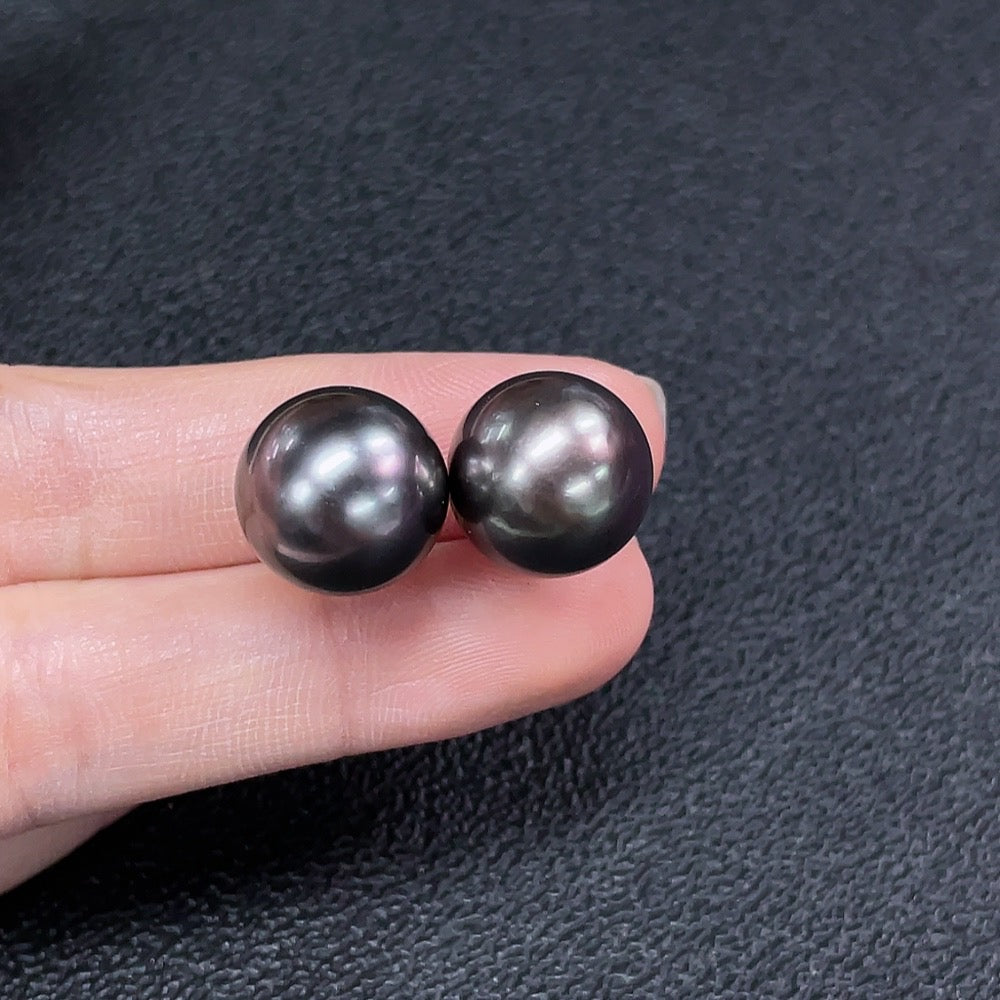 HUILIU HQ 18K gold saltwater pearl earrings with 13.1mm pearls and a total weight of 6.99g, elegant and classic jewelry piece.
