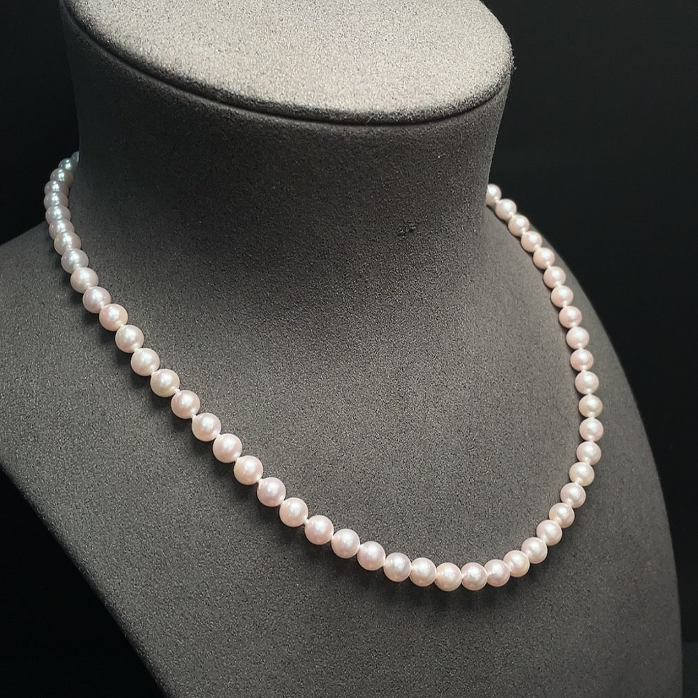 Seawater pearl strand in non-gold setting, approx. 5.8mm pearls, weight about 20.85g, color undetermined, by HUILIU HQ