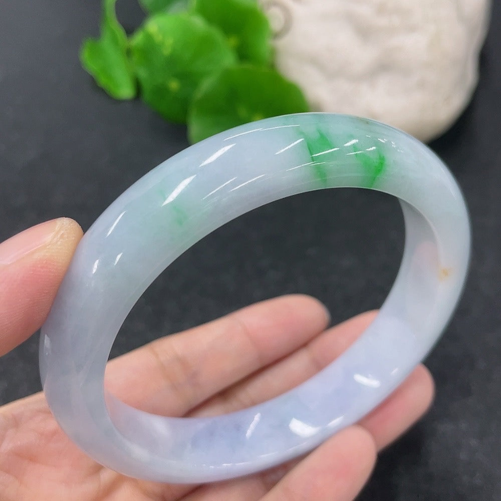 Jadeite Round Bangle