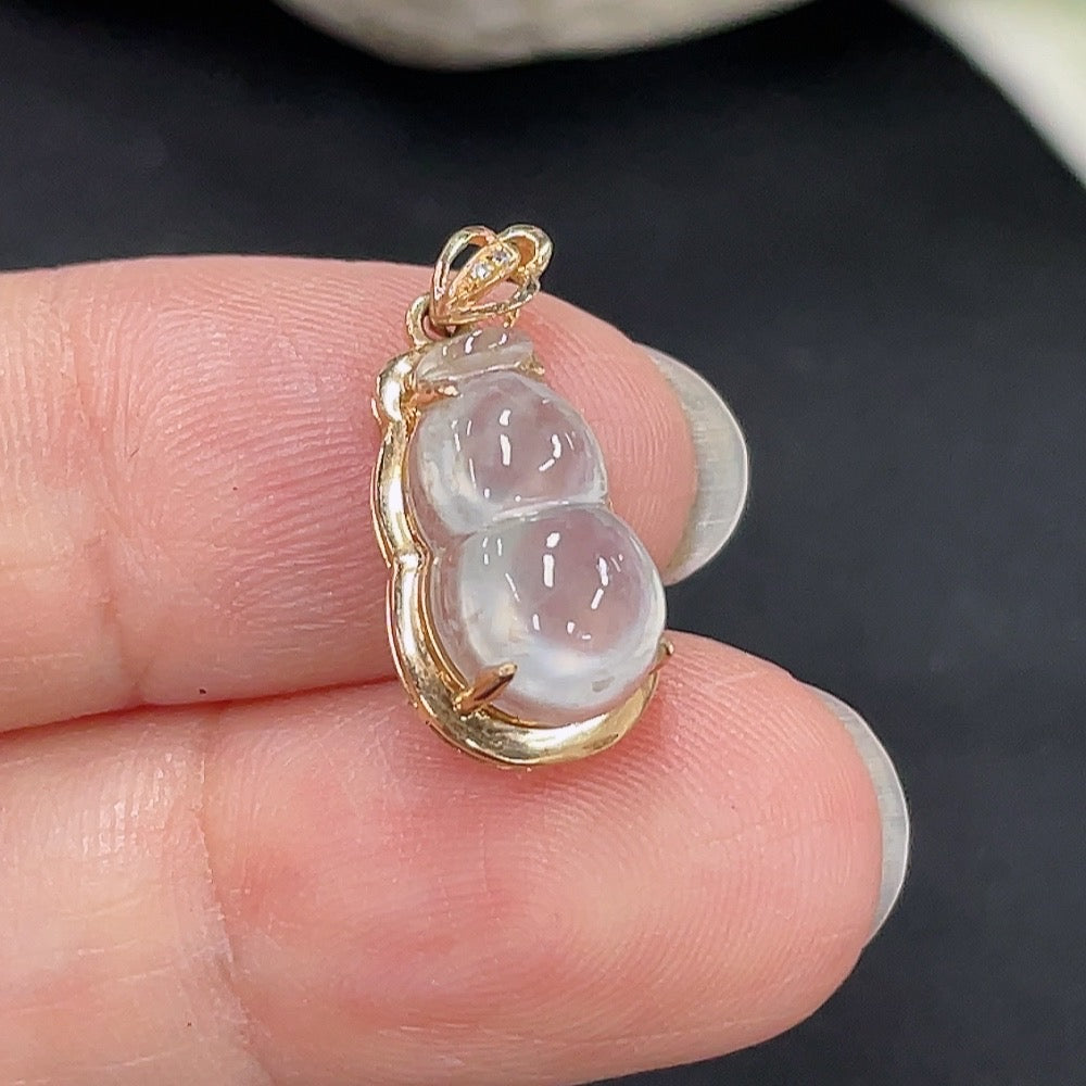 Jadeite Gourd Inlaid Pendant 18K Gold Total Weight Approx. 1.4g (Non-Diamond)