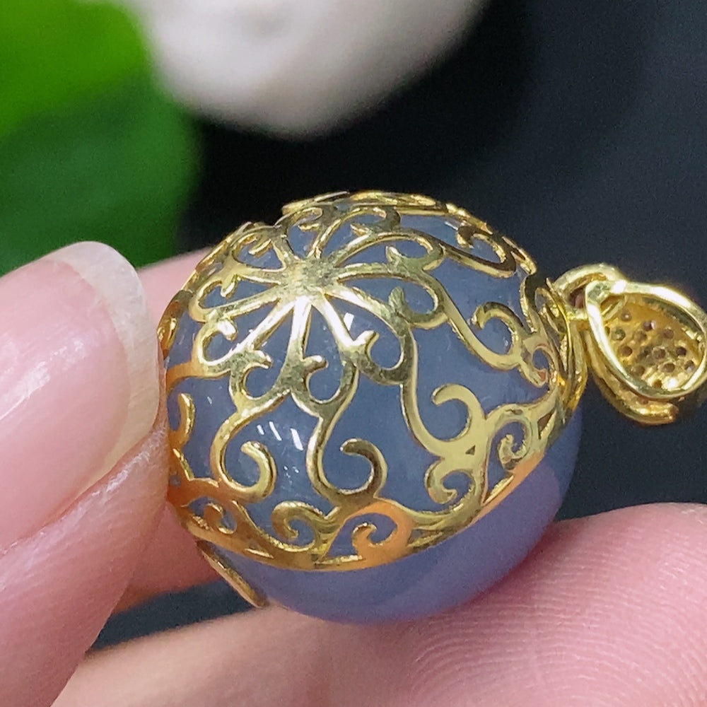 Jadeite Beaded Pendant with 18k Gold and Diamond Accents, Total Weight Approx. 9.12g
