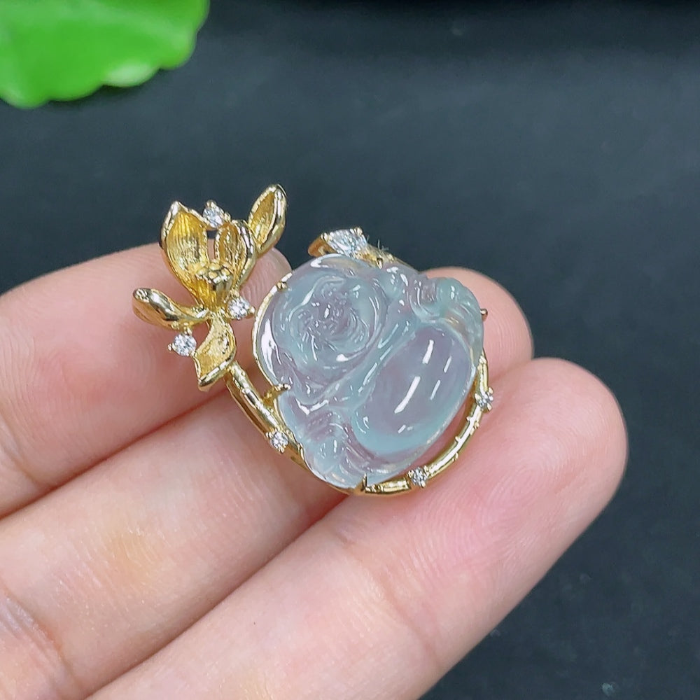 Jadeite Buddha pendant weighing approx. 4.9g in 18k gold, featuring a carved jade Buddha figure, no stamp, non-diamond content.