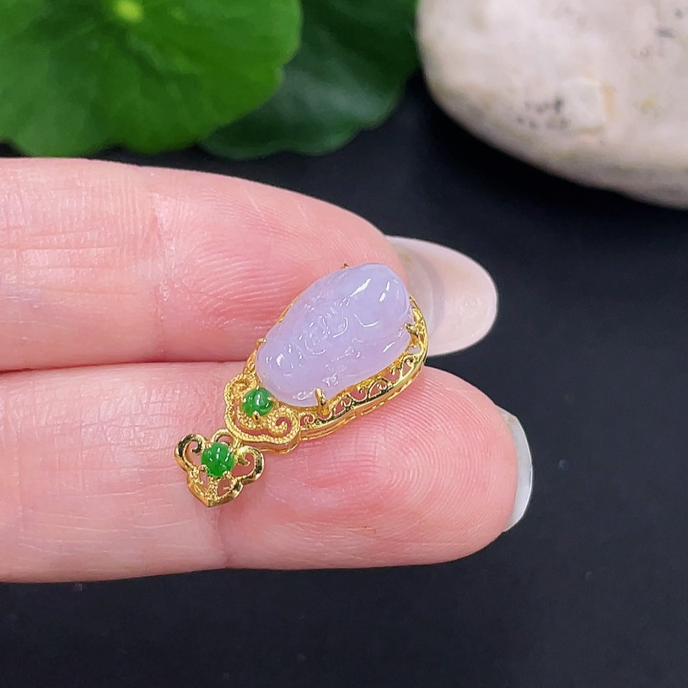 Jadeite Pi Xiu Inlaid Pendant 18k Total Weight Approx. 1.32g