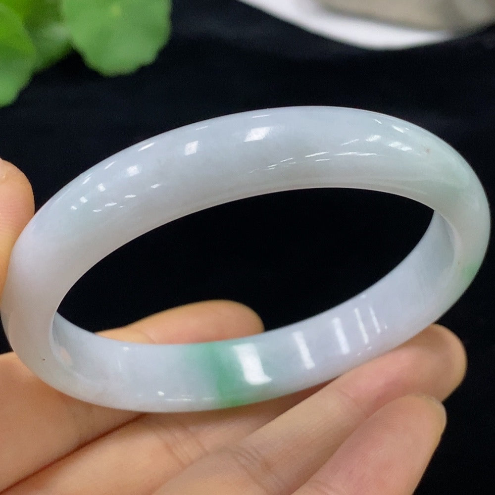 Imperial Concubine Jadeite Bangle 57.8/51 Circumference Approx. 38.32g Total Weight