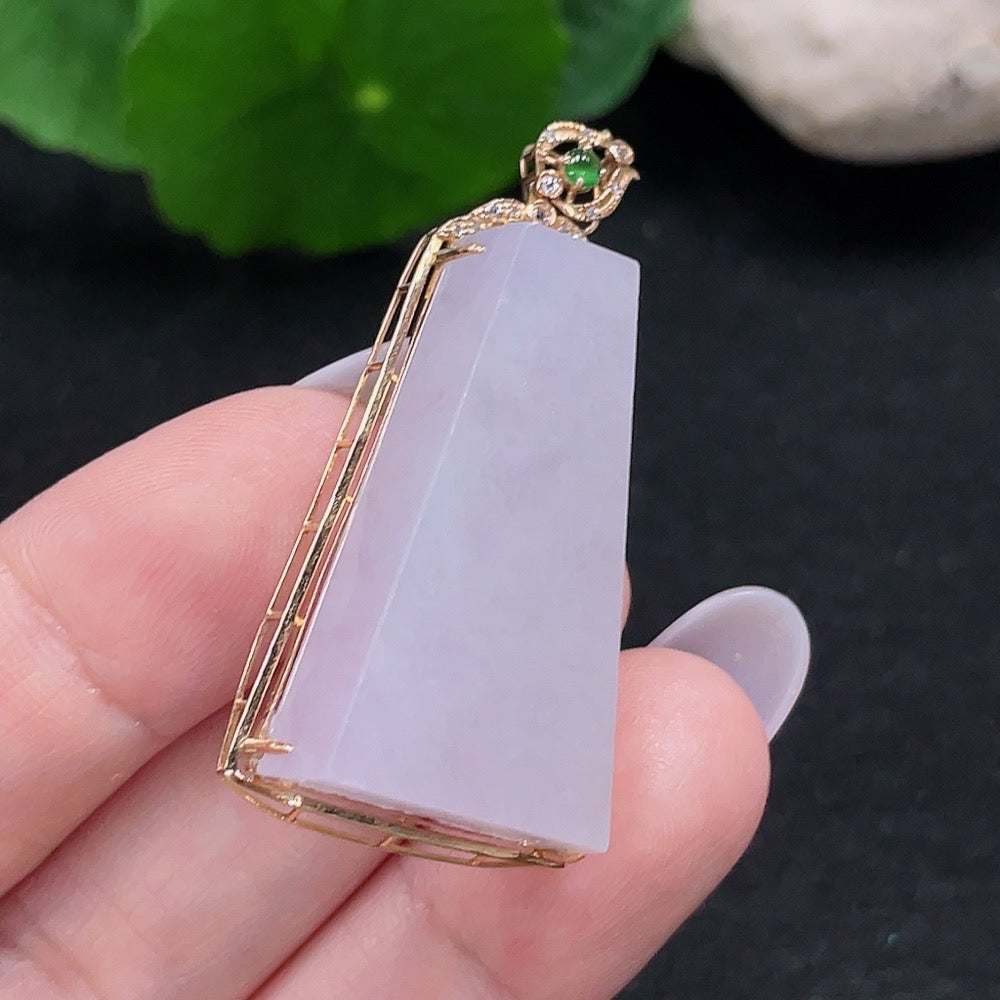 Jadeite Inlaid Pendant 18K Gold Total Weight Approx. 10.3g (with minimum accent diamonds only)