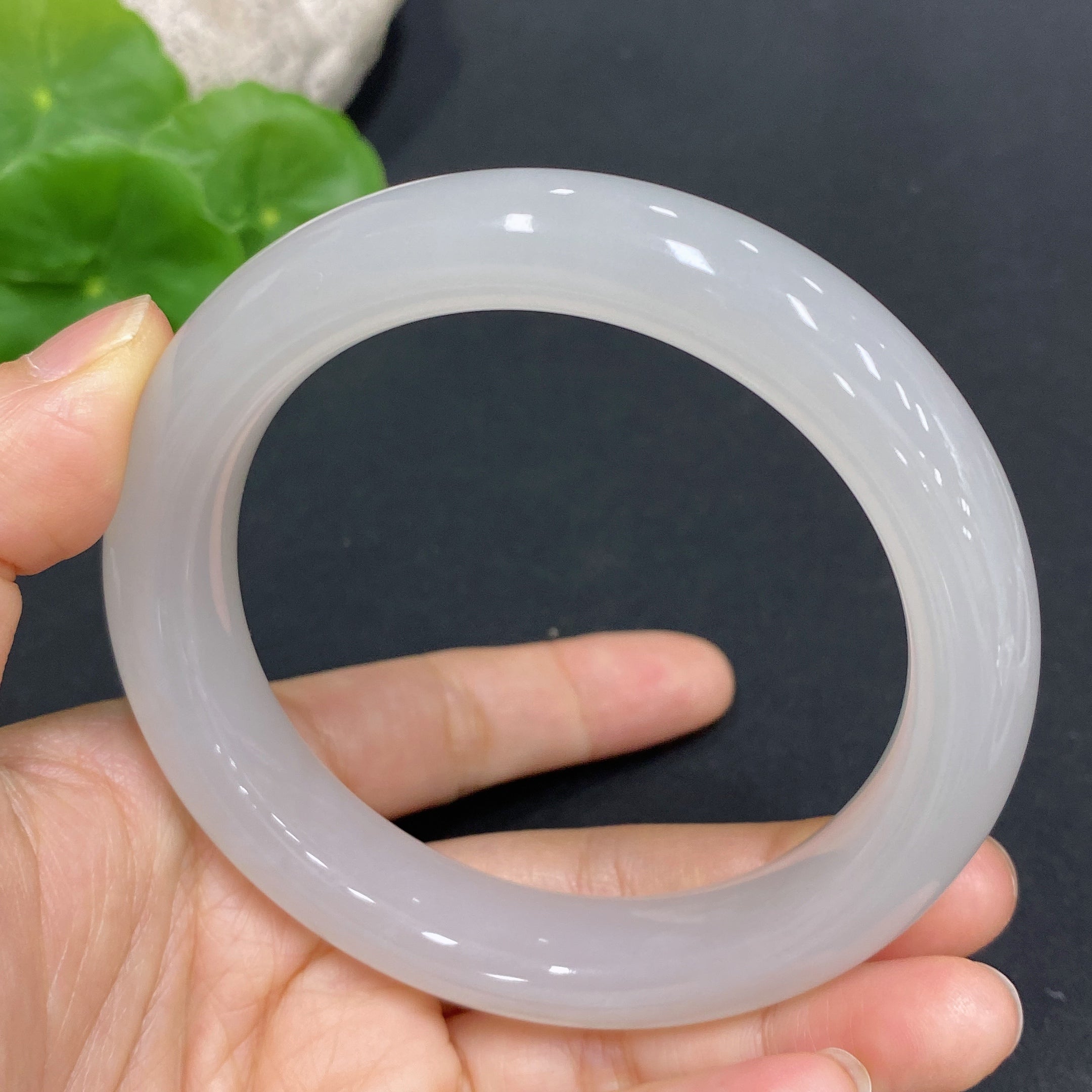 Hetian Jade Round Bracelet, Size 59.9, Total Weight Approx. 73.4g