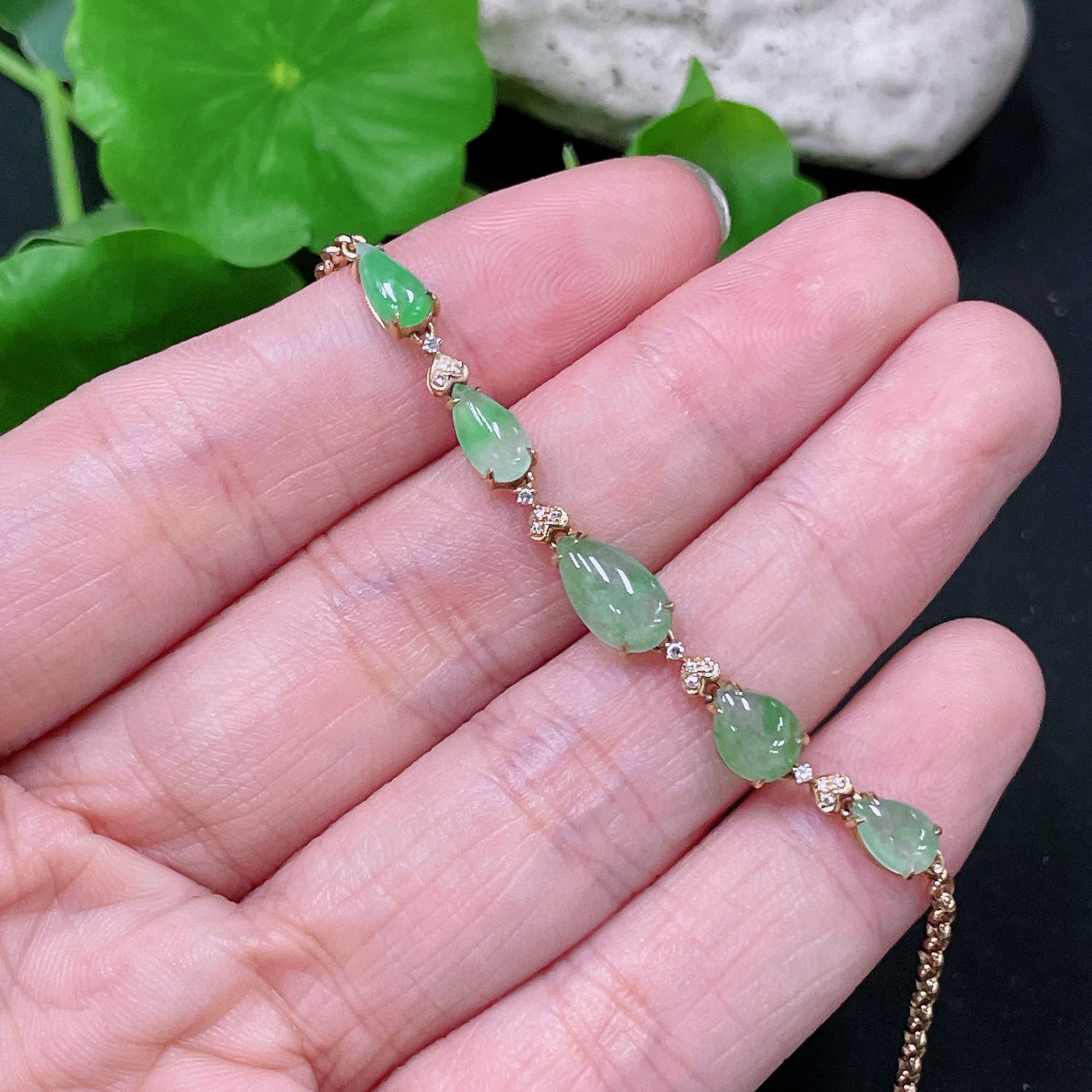 Jadeite Inlaid Bracelet 18K Gold Total Weight Approx. 2.5g (With Diamond Accents)
