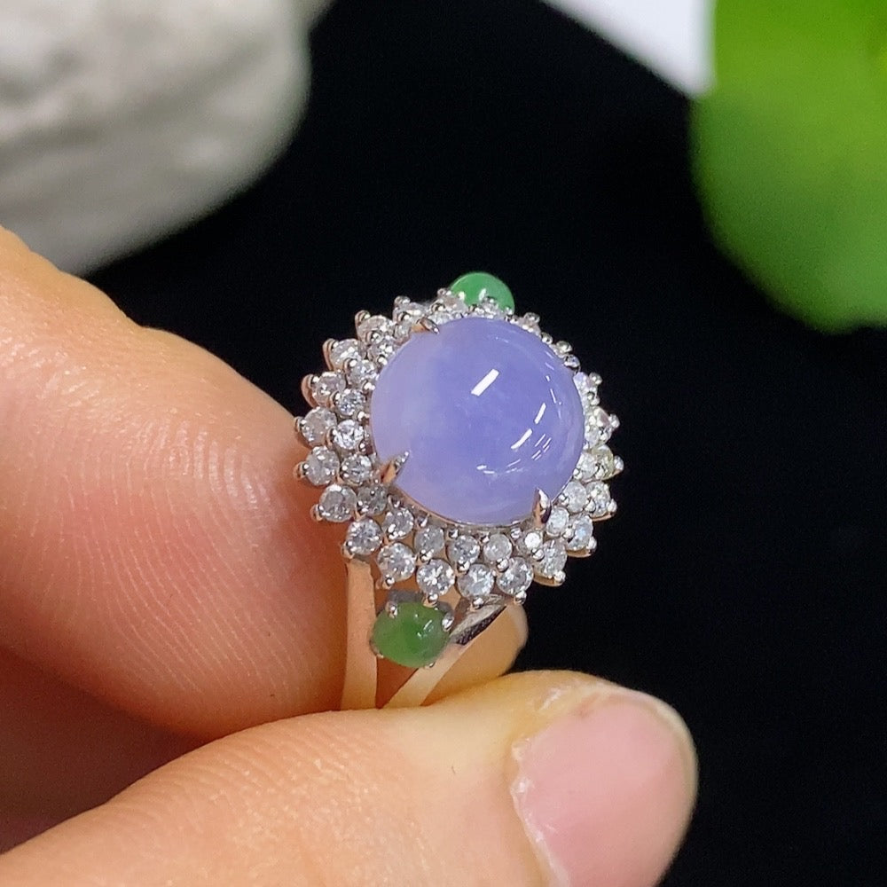 Jadeite Cabochon Ring with 18k Gold and Diamond Accents, Size 15, Total Weight Approximately 3.38g