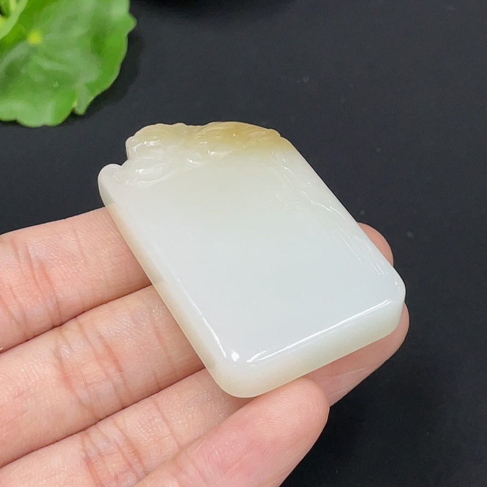 Hetian Jade Pendant - Auspicious Beast Plaque, Total Weight: Approx. 29.4g