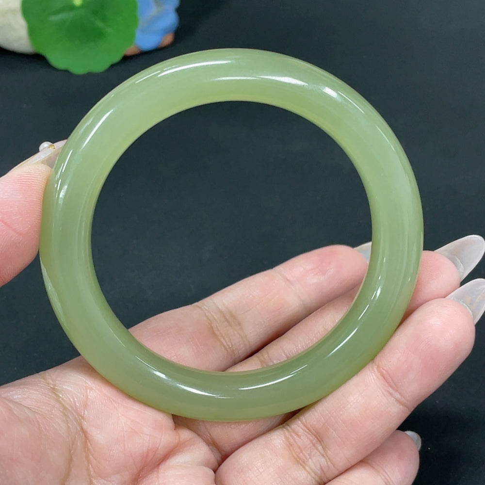 Hetian Jade Round Bracelet Size 59.9 Total Weight Approx. 62.8g