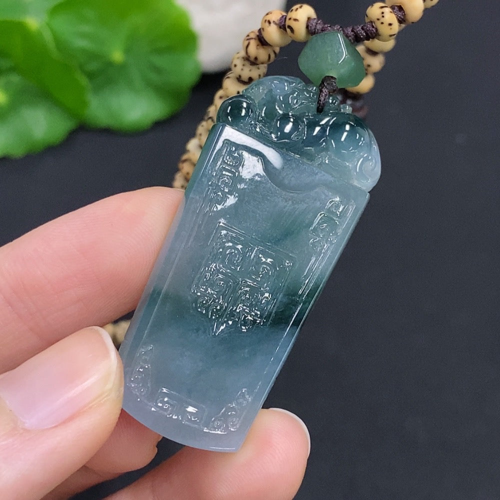 Jadeite Antique Pendant Total Weight Approx. 27.4g (Including Cord Weight) Non-Jadeite Beads Included
