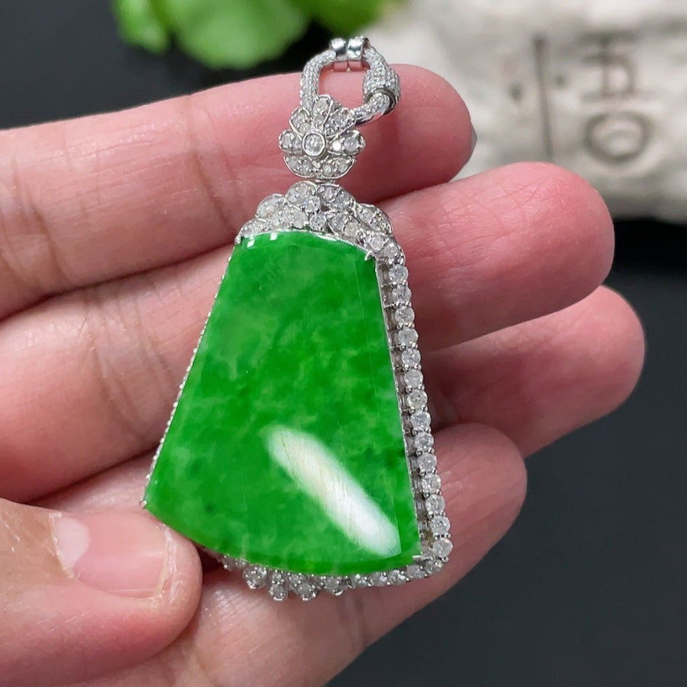 Jadeite Plain Pendant Pendant with 18K Gold Body and Chain, Accented with Diamonds, Total Weight Approximately 15.85g