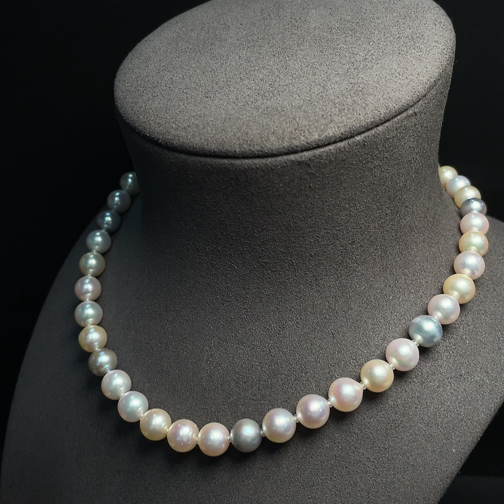 Seawater Pearl Necklace Color Origin Undetermined Non-Diamond 58% Gold Content Total Weight Approx. 40.85g Size 8-8.8mm