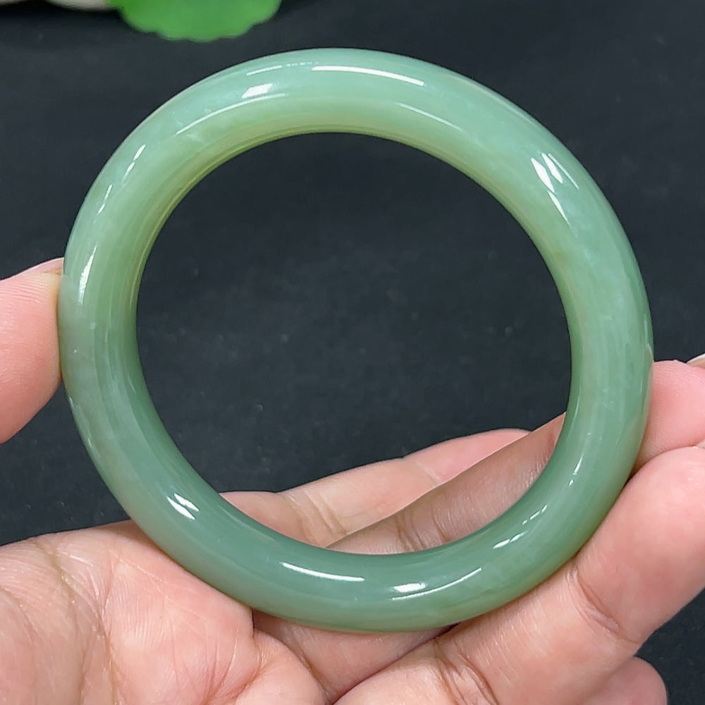 Hetian Jade Green Jade Round Bangle Size 53.7 Total Weight Approx. 44g