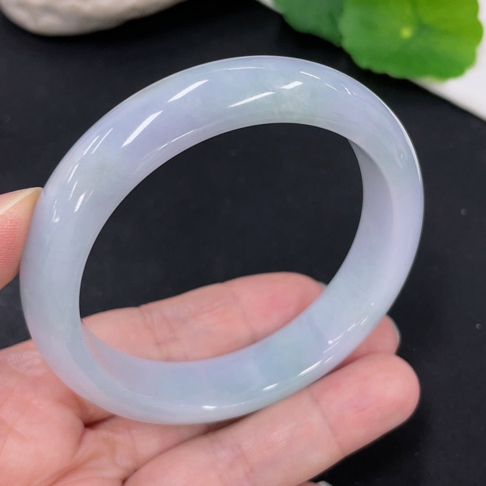 Jadeite Round Bangle Size 57.7 Total Weight Approx. 61.8g