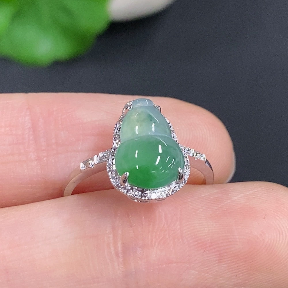 Jadeite Gourd Inlaid Ring 18k Gold Total Weight Approx. 2.09g Size 13 With Diamond Accents