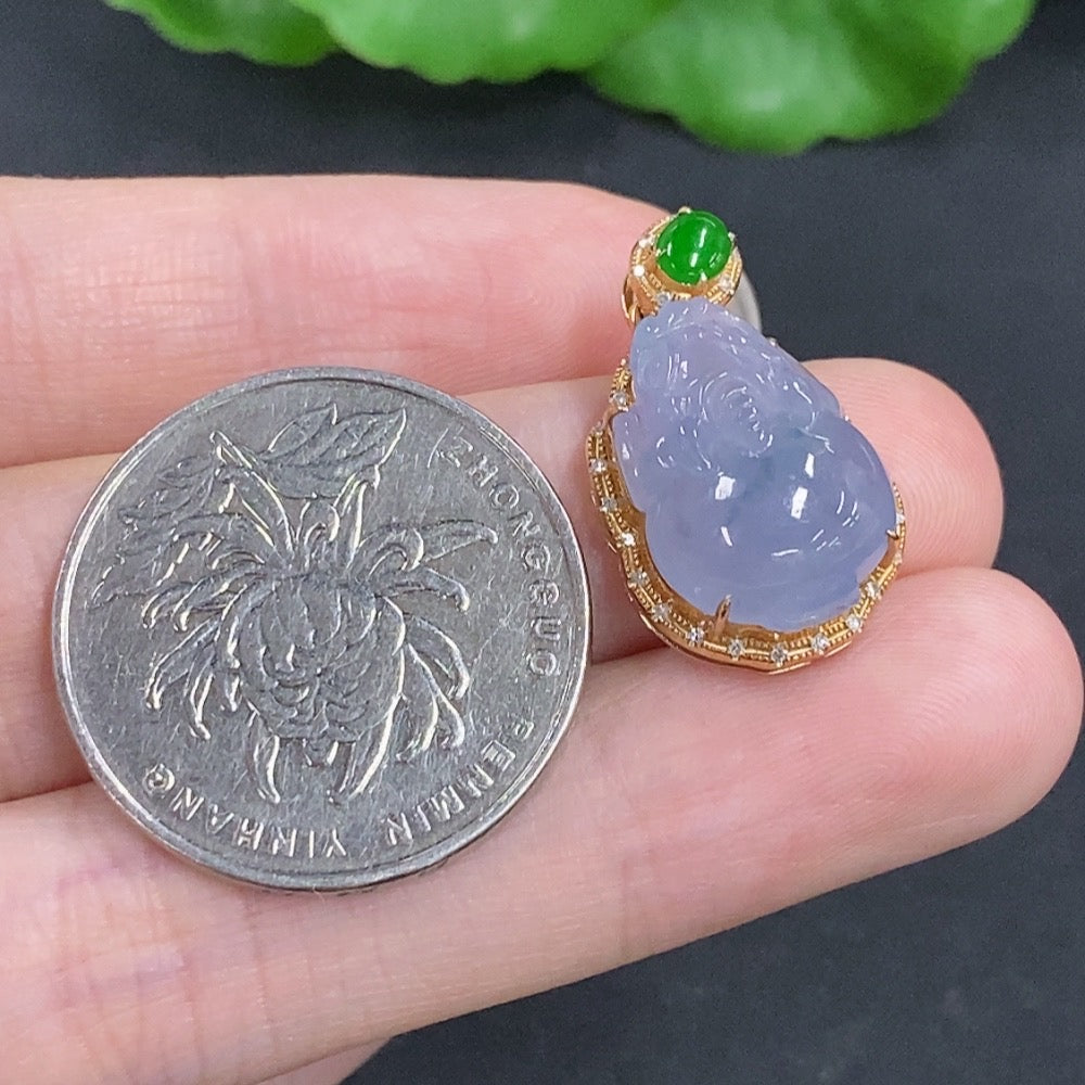 Jadeite Three-Legged Golden Toad Inlaid Pendant 18k Gold Total Weight Approx. 3.7g with Diamond Accents