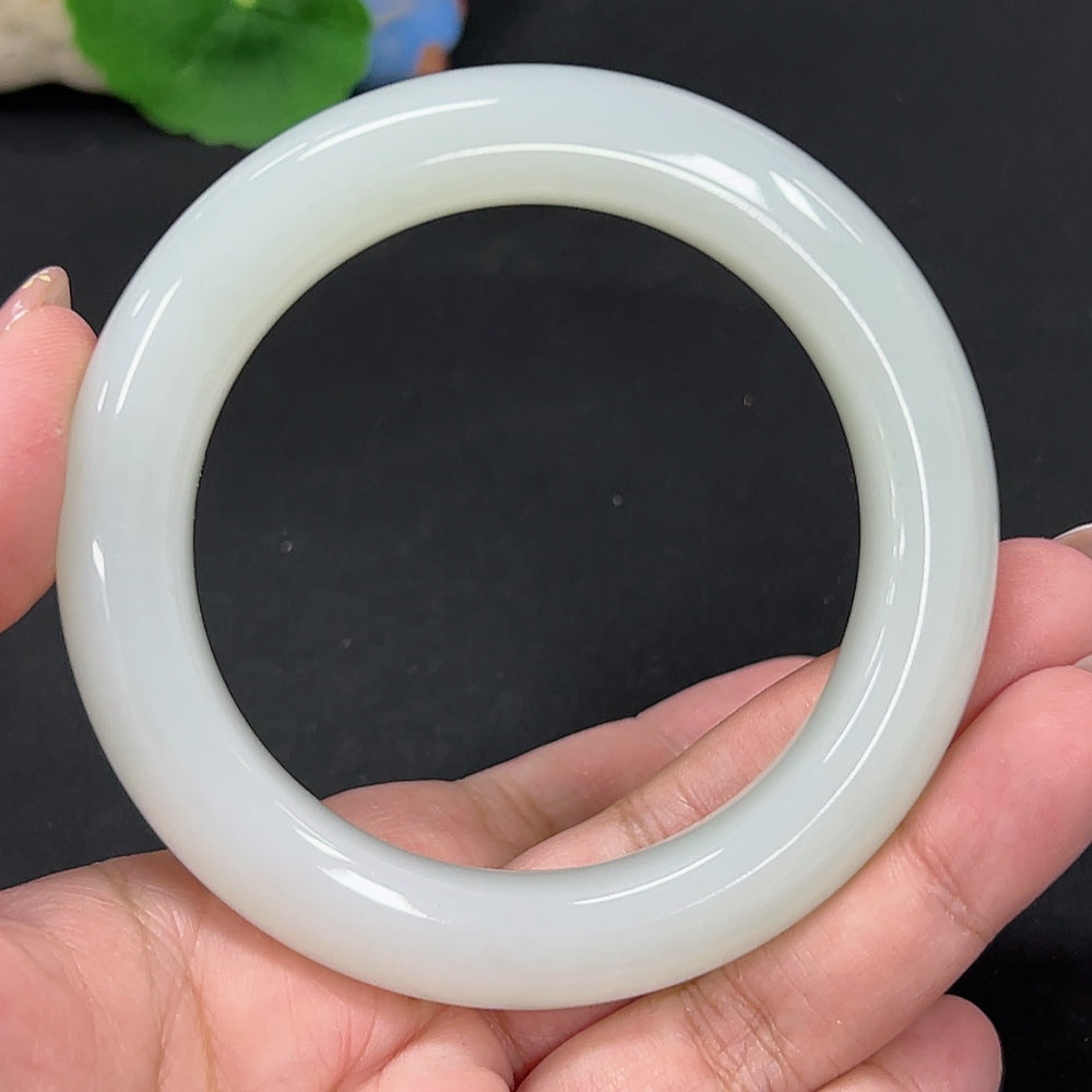 Hetian Jade Round Bracelet Size 59.2 Total Weight Approx. 78.5g