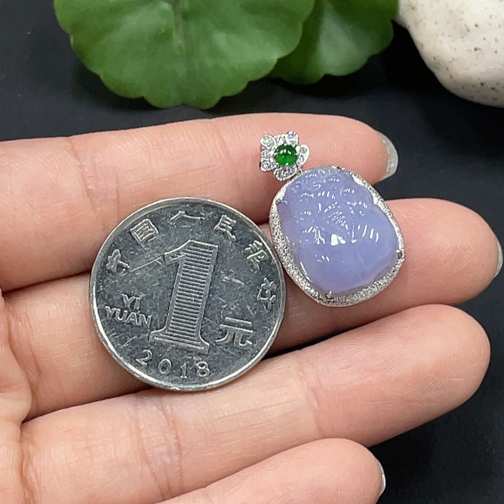 Jadeite Pixiu Pendant with 18K Gold Inlay, Total Weight Approx. 4.75g