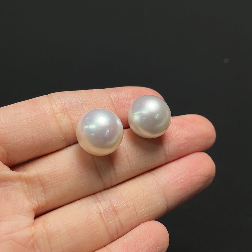 Seawater pearl earrings 18k gold size approx. 12.6mm