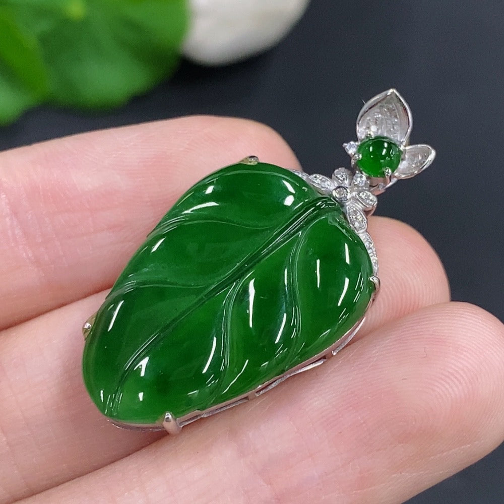 Jadeite Leaf Pendant 18K Gold with Diamond Accents