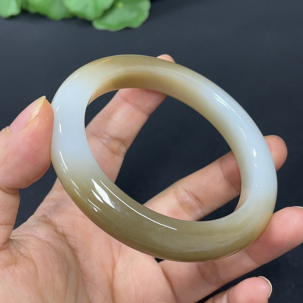 Hetian Jade Round Bangle