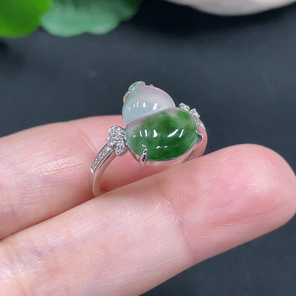 Jadeite inlaid ring size 14 18K gold total weight about 2.8g (with diamond accents)