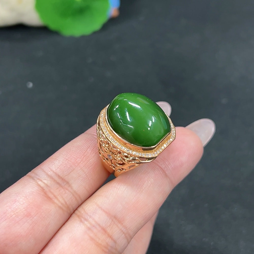 Hetian jade inlaid ring with diamond accents, 18k gold, size 21, featuring detailed craftsmanship and a polished finish.