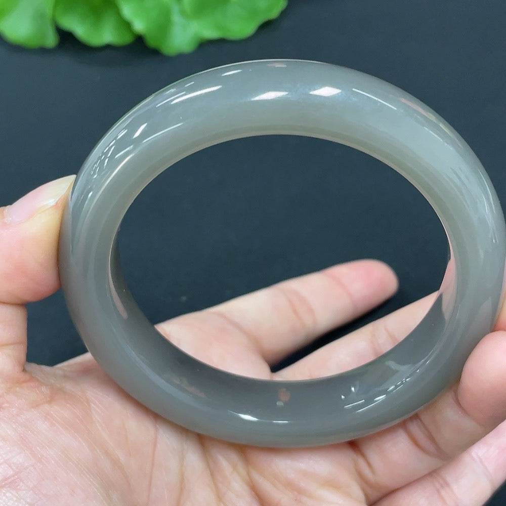 Hetian Jade Round Bracelet Size 57.6 Total Weight Approx. 69.6g