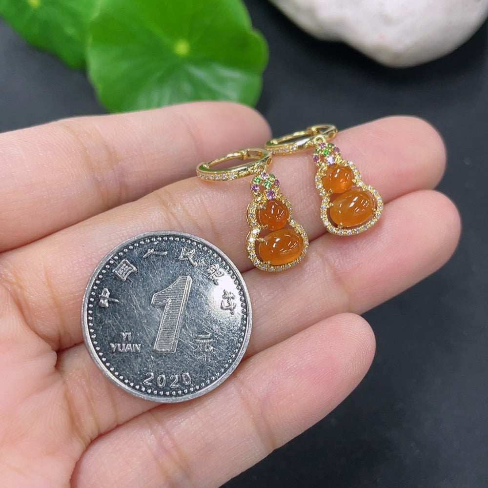 Jadeite inlaid earrings 18k with diamonds (colorless) total weight approx. 2.6g