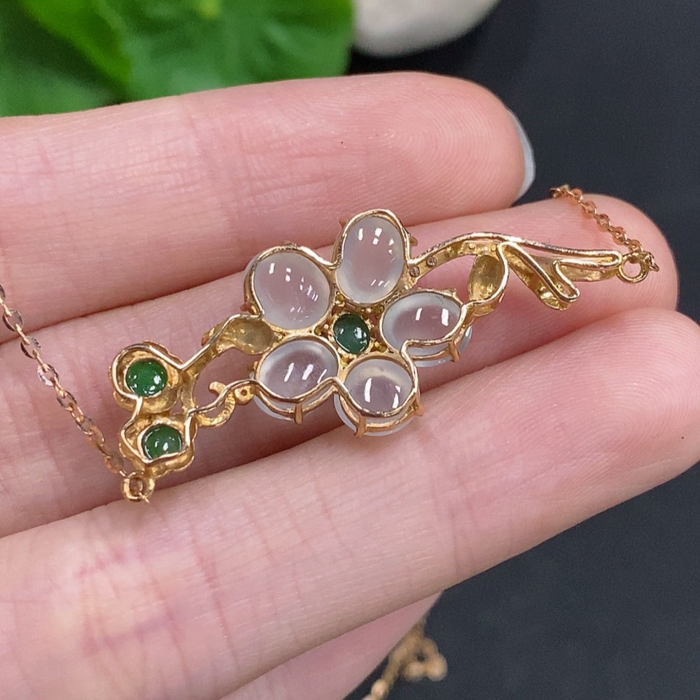 Jadeite Cabochon Pendant with 74% Gold Content, Total Weight Approx. 4g (Including Chain), Accented with Diamonds