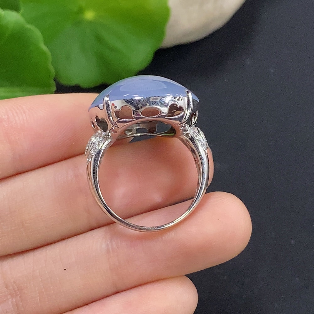 Jadeite Cabochon Ring in 18K Gold Size 15 Total Weight Approx. 9.8g (Diamond Accented)