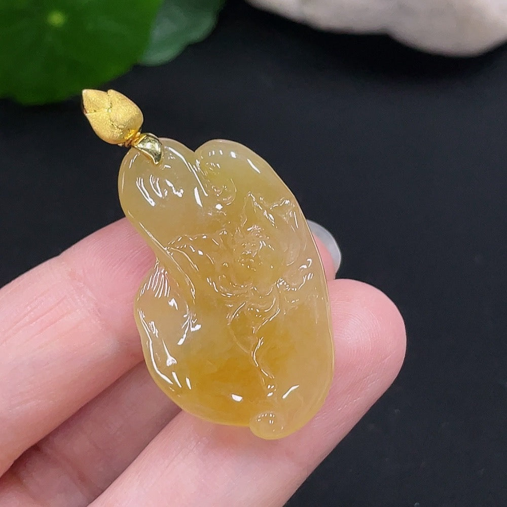 Jadeite Lotus Pendant 18K Gold Total Weight Approx. 7.5g (Color Origin Undetermined)
