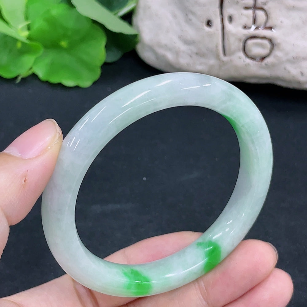 Jadeite Round Bangle