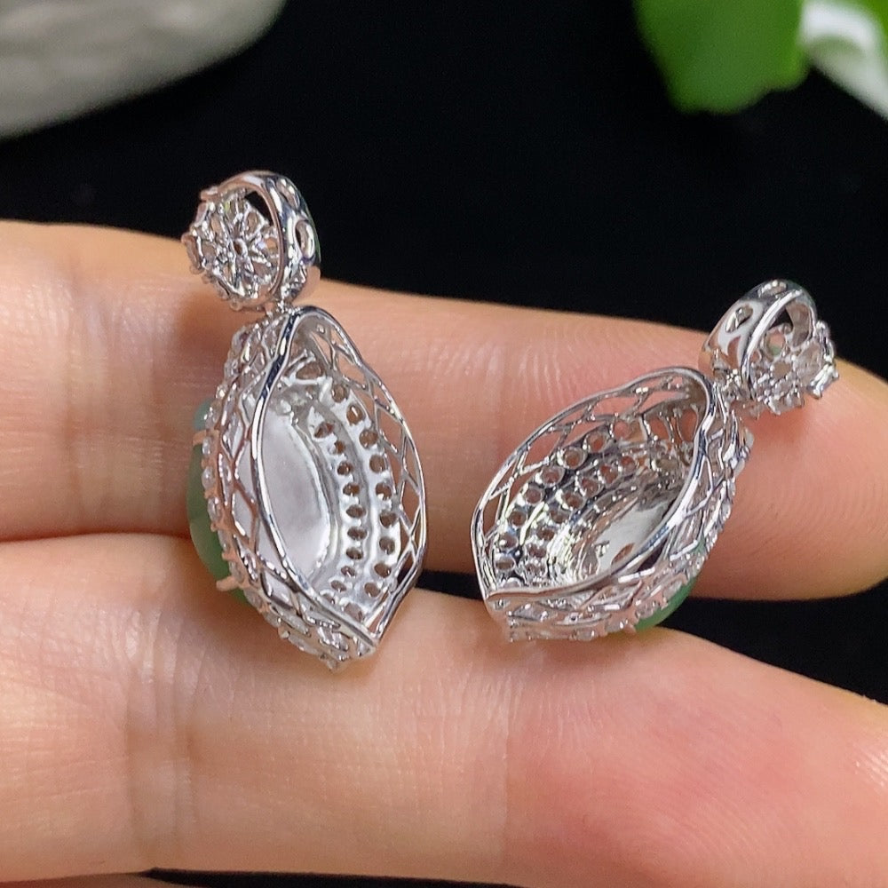 Jadeite Inlaid Pendant 18k with Diamond Accents Sell as a Lot Total Weight Approx. 5.62g