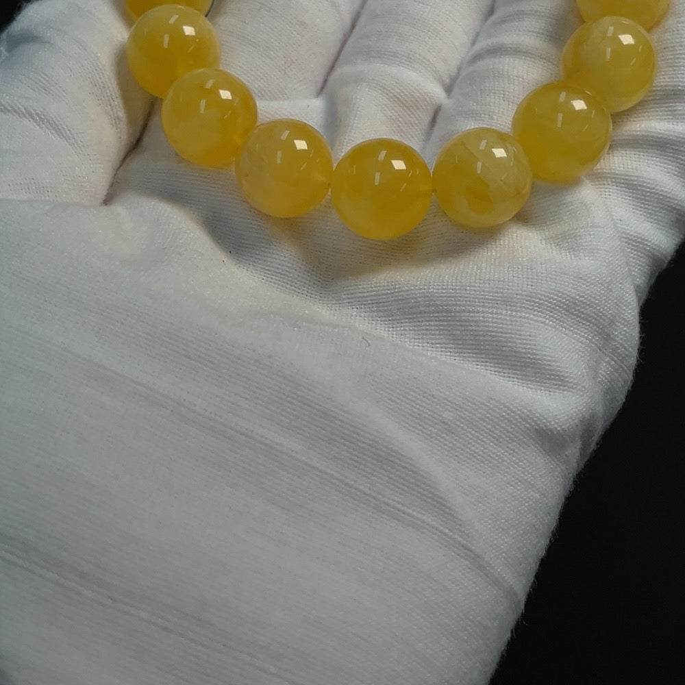 Amber Beeswax Bracelet approx. 12.4mm Total Weight approx. 18.32g
