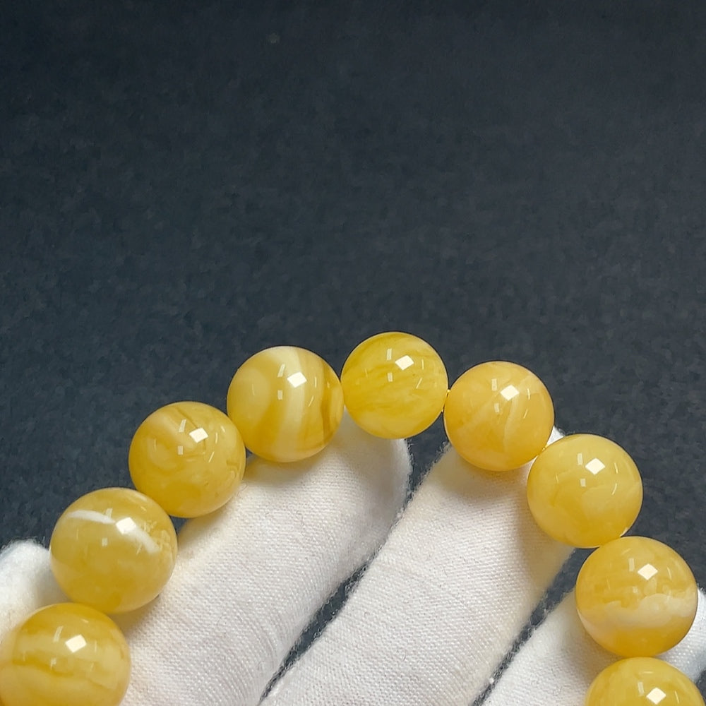 Amber Beeswax Bracelet Total Weight Approx. 21.72g Size About 12.7mm