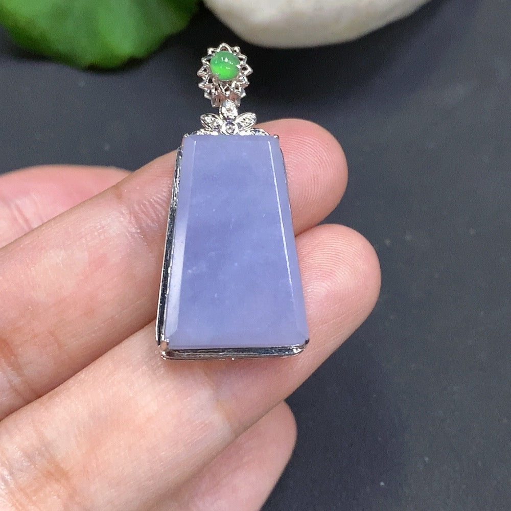 Jadeite Plain Pendant Pendant with 18K Gold Setting, Total Weight Approx. 3.8g
