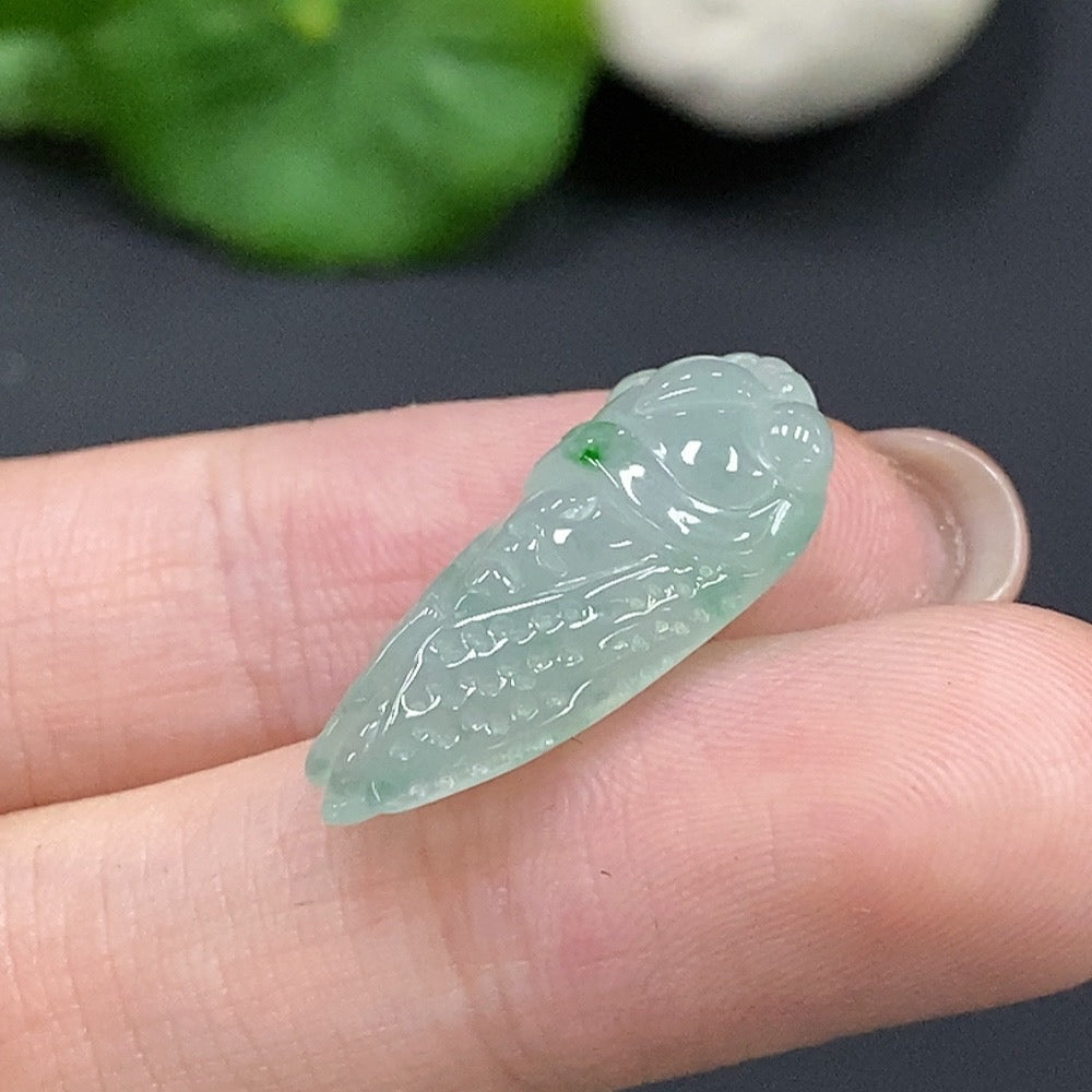 Jadeite Eye-catching Pendant