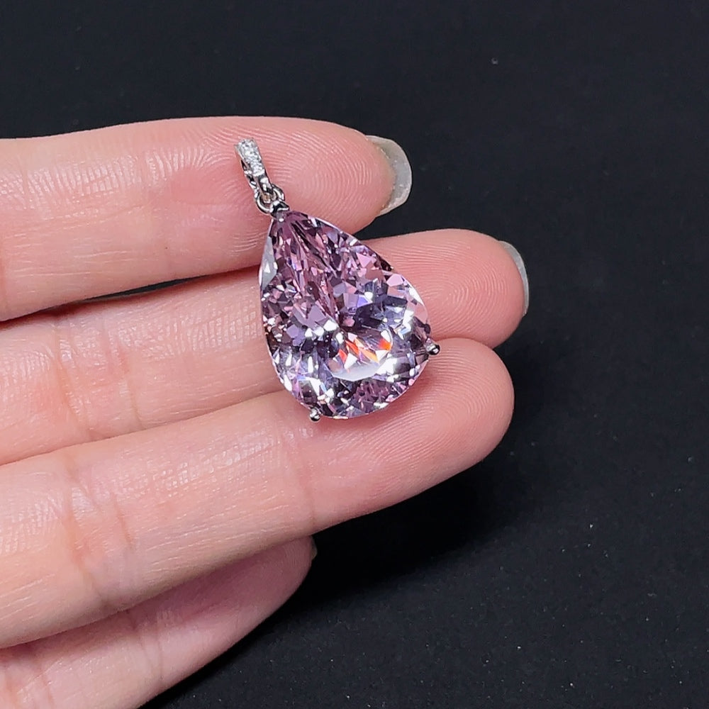 Spodumene Pendant with 18K Gold Mount, Total Weight Approx. 6.40g, Color Origin Undetermined, Accented with Diamonds