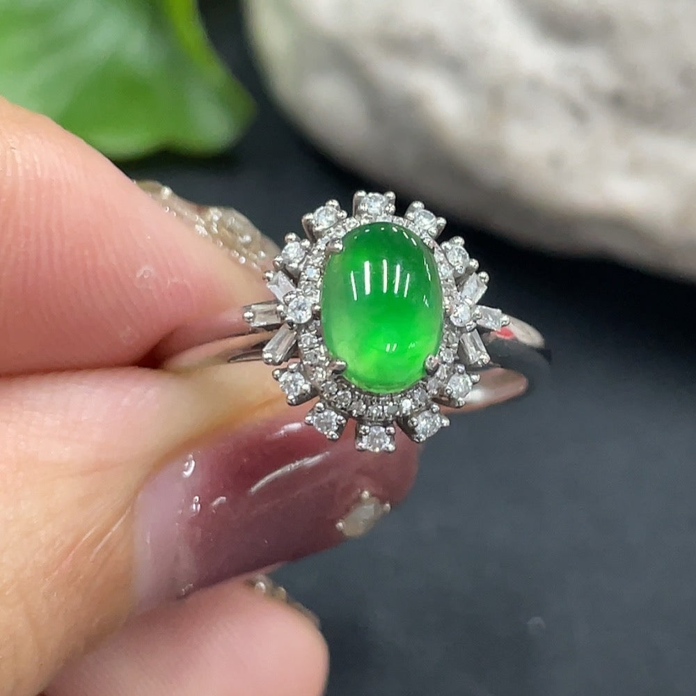 Jadeite Cabochon Ring 18K Gold Setting Size 16 Total Weight Approx. 2.81g