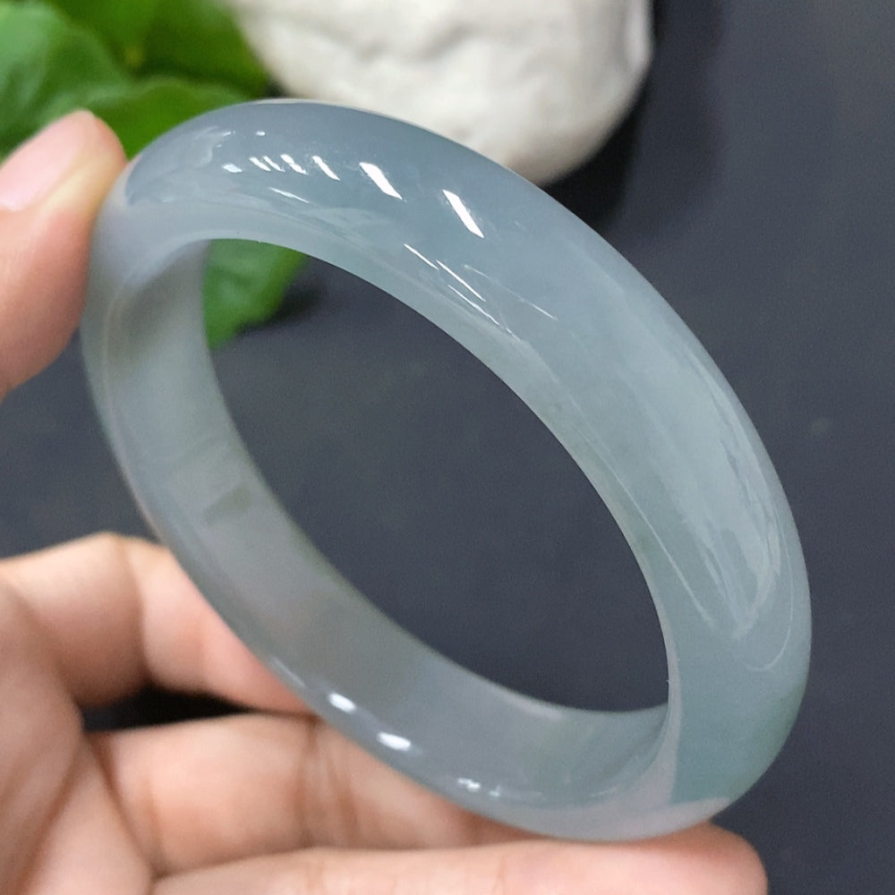 Jadeite Bangle, Inner Diameter 55mm, Total Weight 51.322g