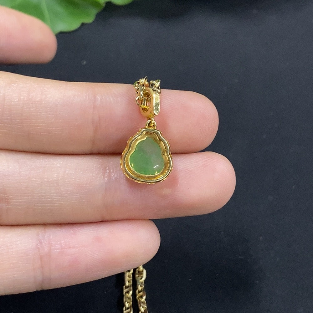 Jadeite Gourd Inlaid Bracelet 18K Gold with Diamond, Total Weight Approx. 2.47g