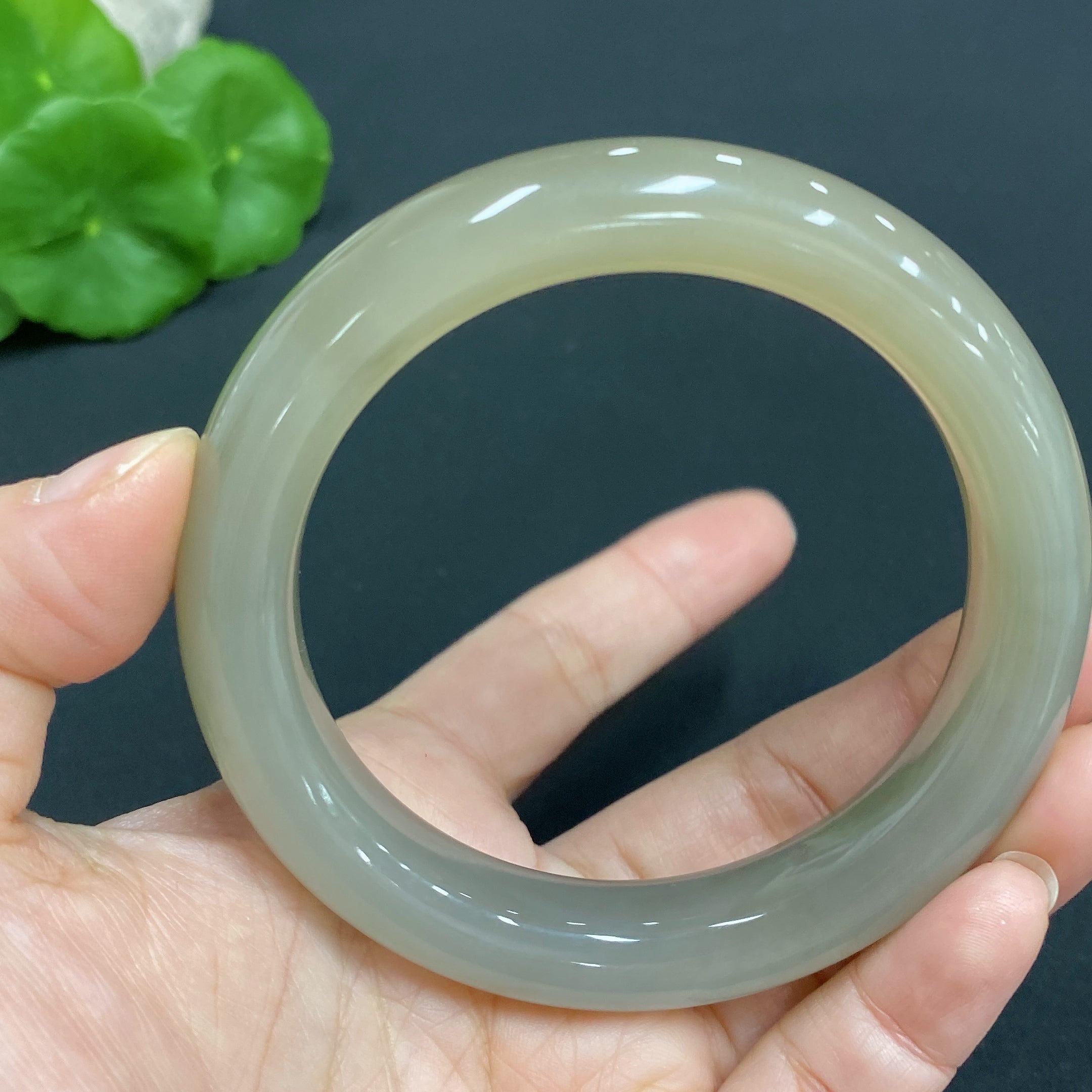 Hetian Jade Round Bracelet, Size 58.8, Total Weight Approx. 69g